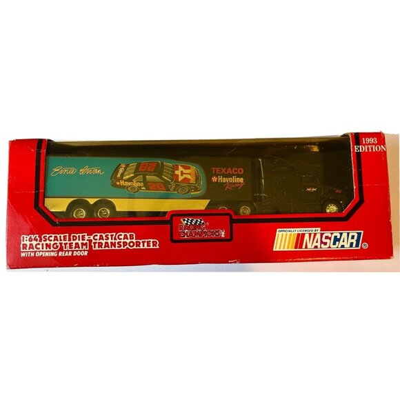 NASCAR 1993 IRVAN 1/64 Die-Cast RACING CHAMPIONS Texaco Transporter - Picture 1 of 4